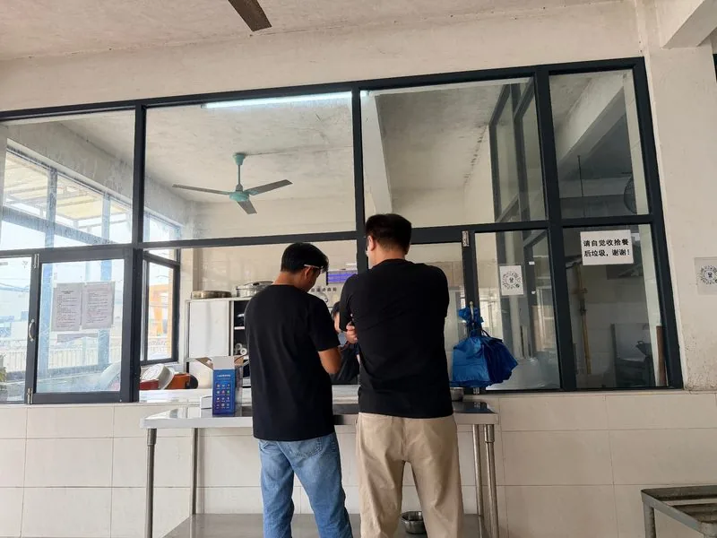 美餐宝团队现场部署调试
